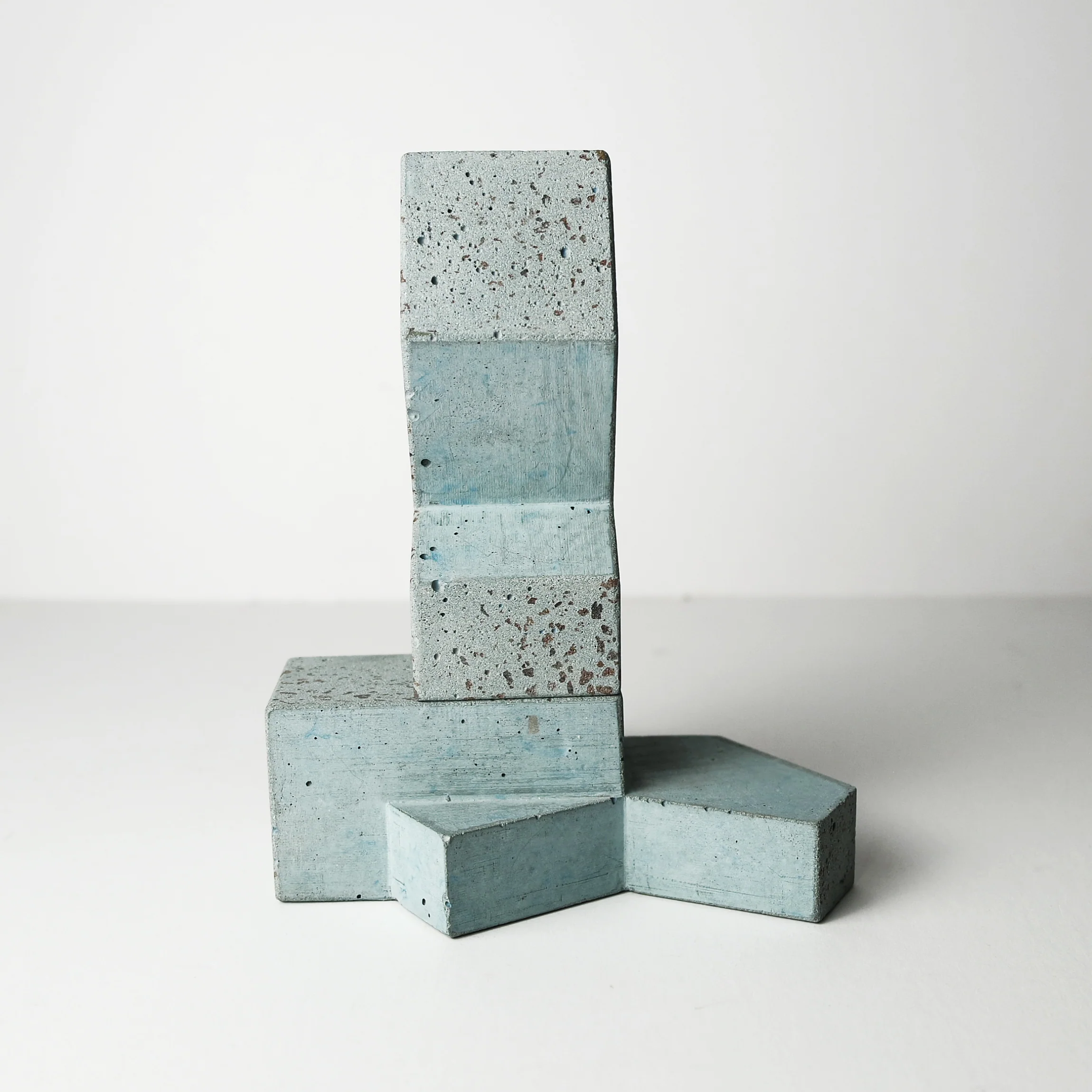 Einstein Variation 1 in Blue Concrete - Image 7